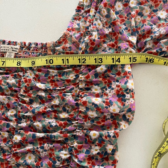Salty Blonde x Billabong Free Love Floral Feminine Crop Top Medium - Picture 7 of 11